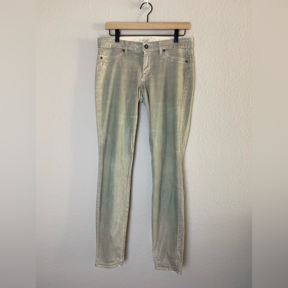 𝅺WOMEN’S RICH & SKINNY metallic skinny denim jeans size 29